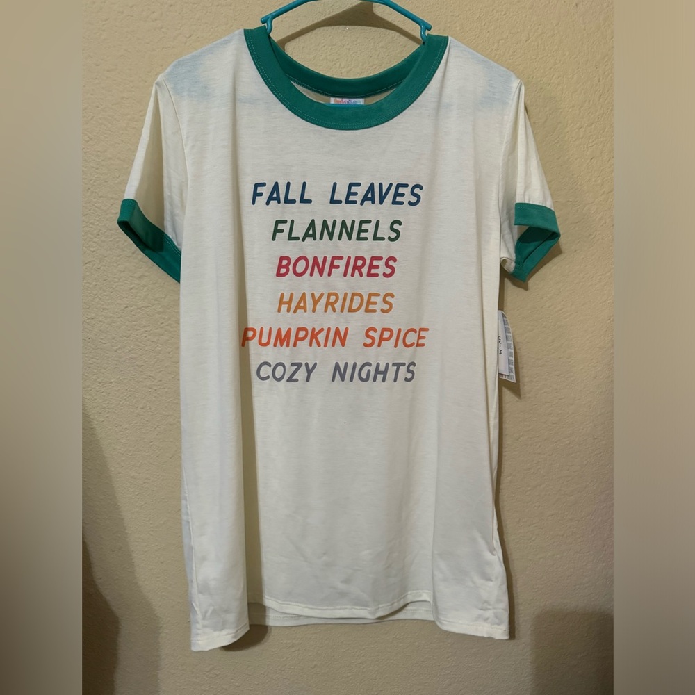 LulaRoe Liv Tee Medium Fall Theme
